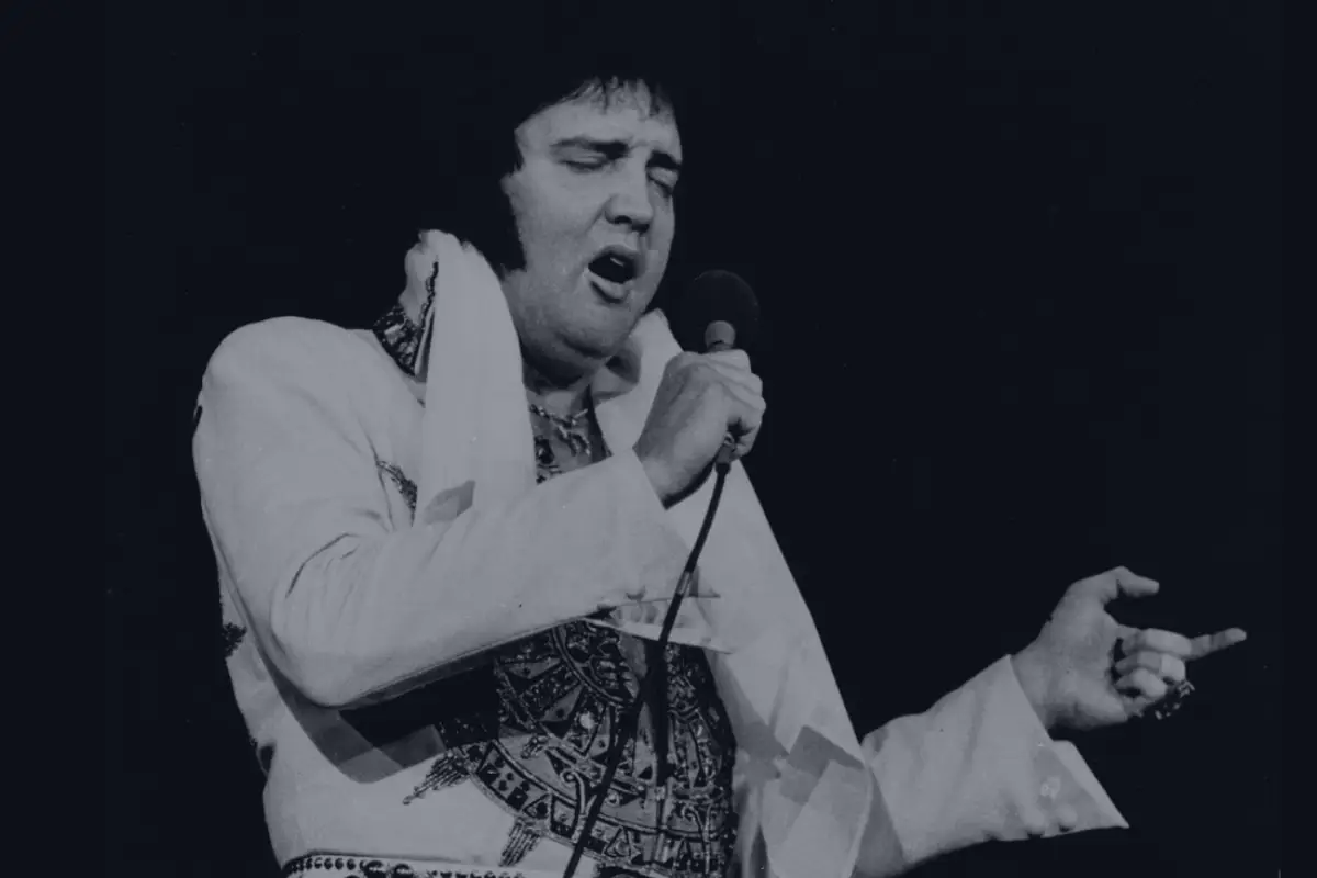 O Lado B do Rei: A Obsessão Silenciosa de Elvis Que Moldou Sua Música (e Sua Solidão)